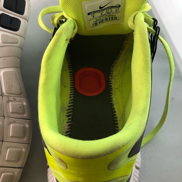 Nike 579959-700 Free Running Shoe Yellow Cool Grey Size 9 Women - Picture 7 of 10